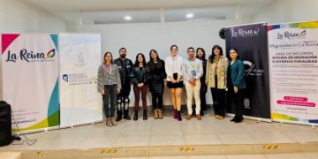 U. de Chile recibe premio por capacitaciones sobre revalidación